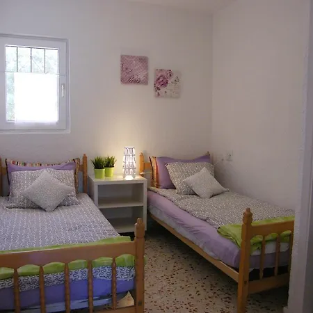 Rosamaia * Κάλπε